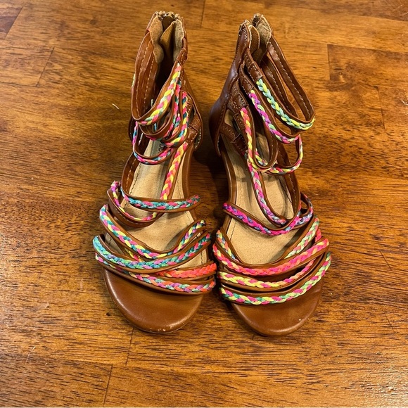 Steve Madden girls brown leather rainbow strap sandals size 13 - Picture 4 of 8
